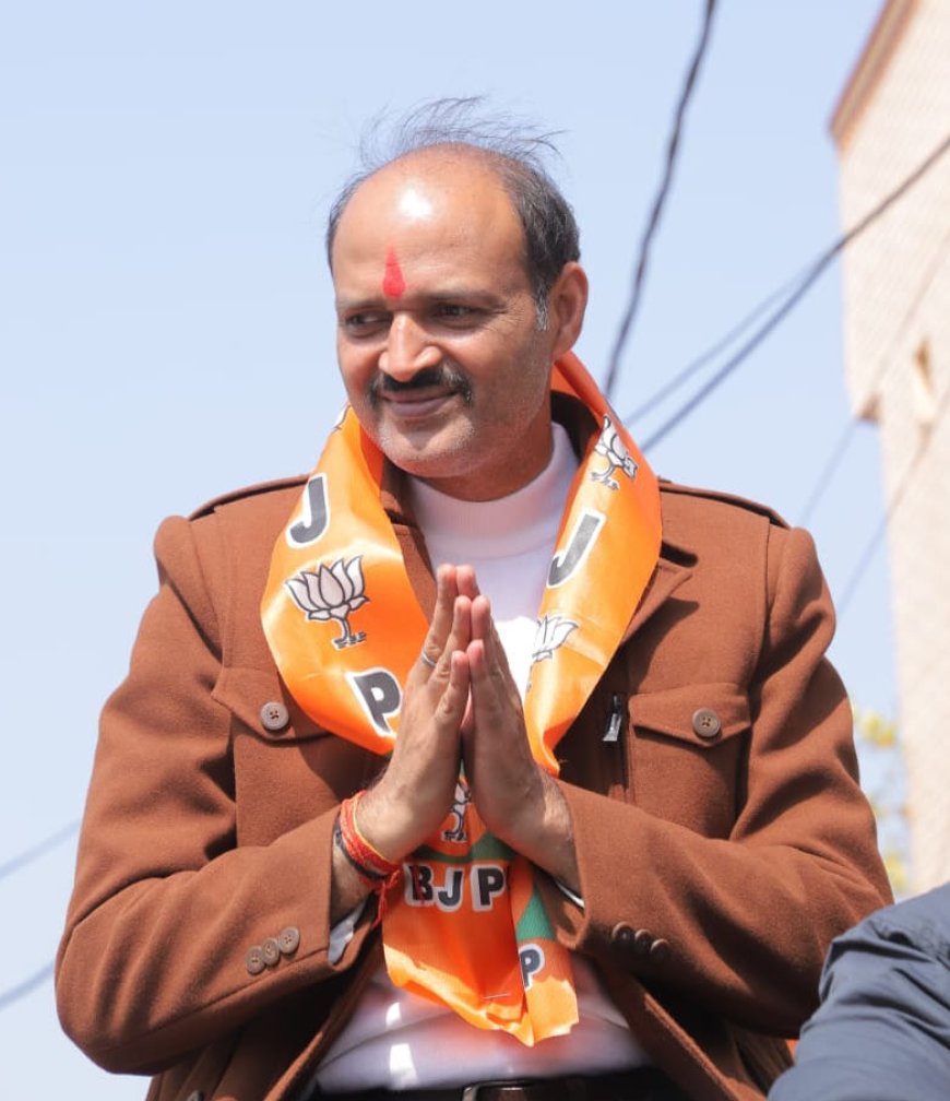 वार्ड 20 से भाई प्रवीण कौशिक अपनी जीत को लेकर पूरी तरह आश्वत, रोड शो में उमड़ा जन सैलाब